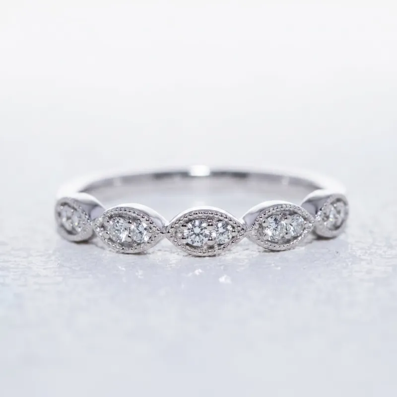 Bague Alliance Feuilles Milgrain en Or 18K ou Platine