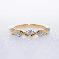 Bague Jonc Ondul&eacute; Navettes en Or 18K ou Platine | Celinni