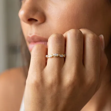 Bague Jonc Ondul&eacute; Navettes en Or 18K ou Platine