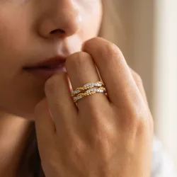 Bague Croisée Torsadée Pavée en Or 18K ou Platine | Celinni