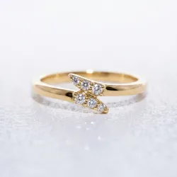 Bague Jonc Ouvert Croisé en Or 18K ou Platine | Celinni