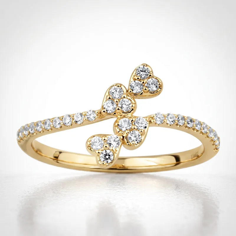 Bague Trèfle Cœurs Pavés en Or 18K ou Platine