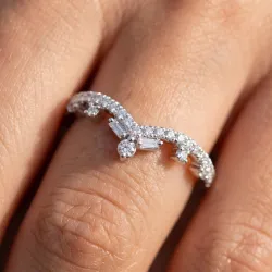 Bague Couronne Chevron en Or 18K ou Platine | Celinni