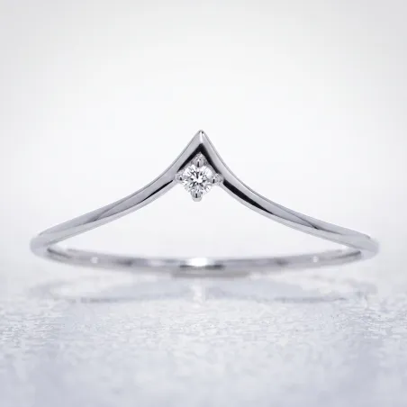Chevron Diamond Ring in 18K Gold or Platinum