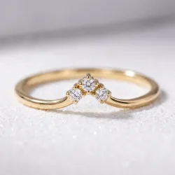 Kronenring mit Diamant-Trio aus 18K Gold oder Platin