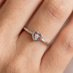 Heart Diamond Ring in 18K Gold or Platinum | Celinni