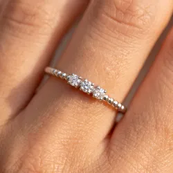 Bague Jonc Perlé Trio Diamants en Or 18K ou Platine
