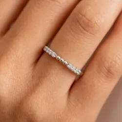 Bague Demi-alliance Chevron en Or 18K ou Platine | Celinni