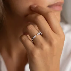 Bague Jonc Ouvert Six Diamants en Or 18K ou Platine