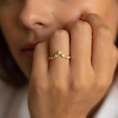 Bague Couronne Marquise Grènetée en Or 18K ou Platine