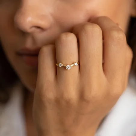 Bague Chevron Diamants Griffes en Or 18K ou Platine