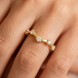 Bague Chevron Diamants Griffes en Or 18K ou Platine