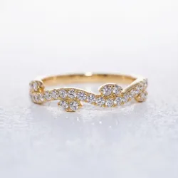 Bague Croisée Volutes Pavées en Or 18K ou Platine | Celinni