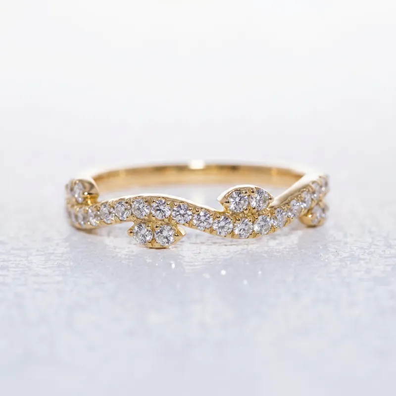 Bague Croisée Volutes Pavées en Or 18K ou Platine