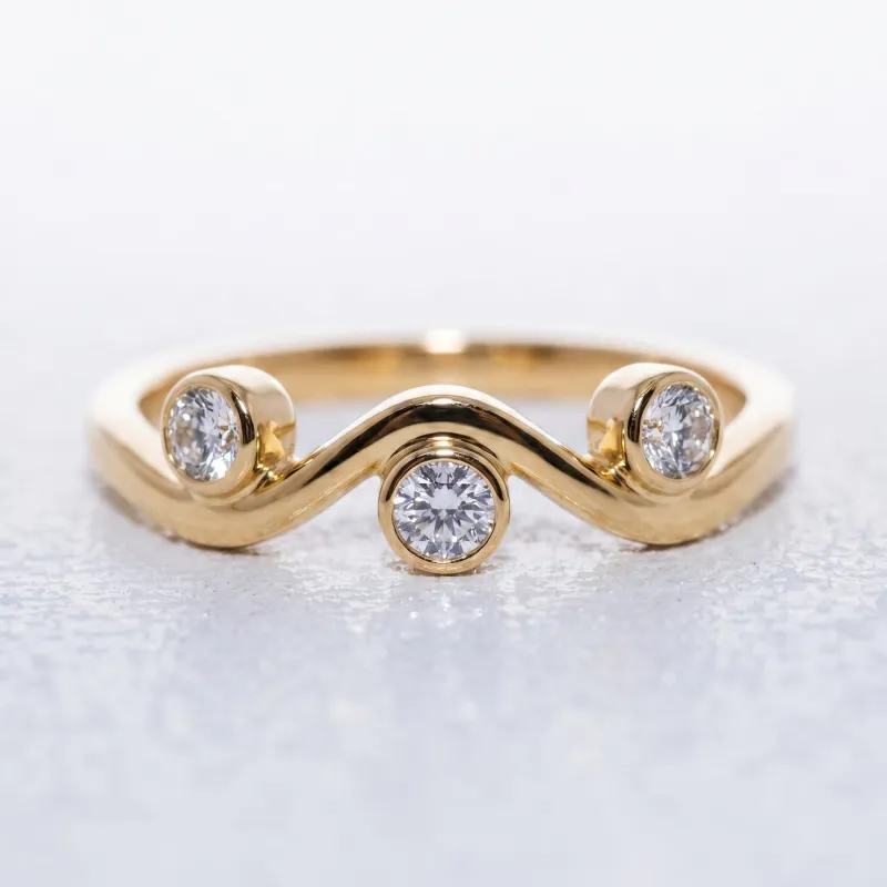 Bague Jonc Vague Trio Contrarié en Or 18K ou Platine