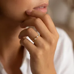 Bague Jonc Fin Semé de Diamants en Or 18K ou Platine