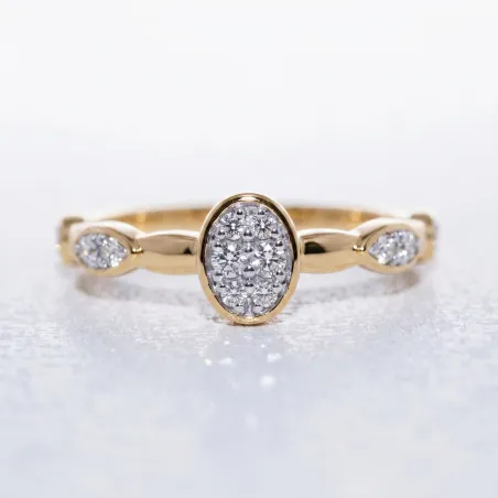 Bague T&ecirc;te Ovale Diamant&eacute;e en Or 18K ou Platine