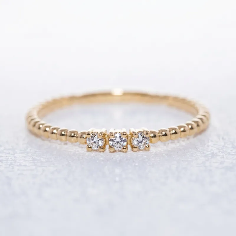 Bague Jonc Perlé Trio Diamants en Or 18K ou Platine
