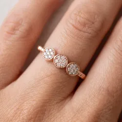 Bague Trois Clusters Ronds Pavés en Or 18K ou Platine