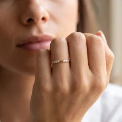 Bague Jonc Fin Trois Pavés en Or 18K ou Platine | Celinni