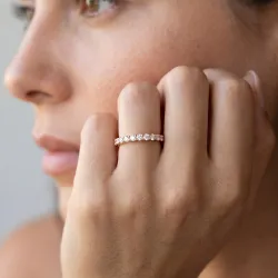 Bague Demi-&eacute;ternit&eacute; Pav&eacute;e en Or 18K ou Platine | Celinni