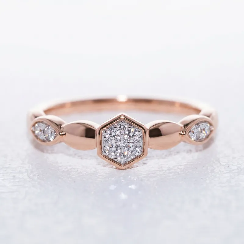 Bague Hexagone Pav&eacute; et Marquises en Or 18K ou Platine