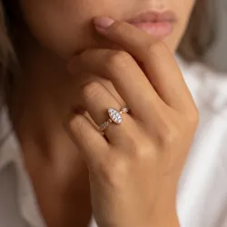 Bague Jonc Perlé Semé de Marquises en Or 18K ou Platine