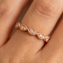 Bague Alliance Feuilles Milgrain en Or 18K ou Platine