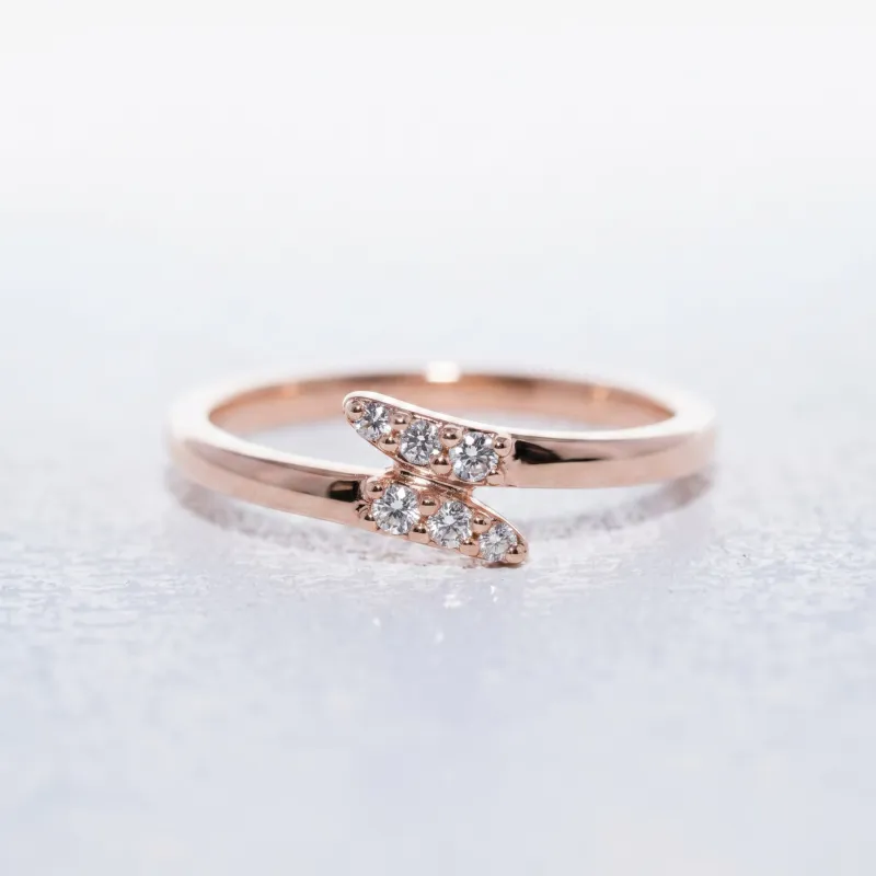 Bague Jonc Ouvert Croisé en Or 18K ou Platine | Celinni