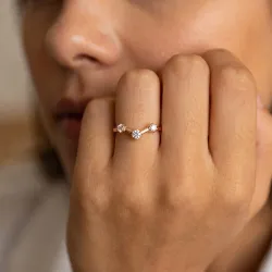 Bague Chevron Diamants Griffes en Or 18K ou Platine