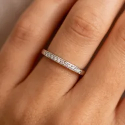 Bague Demi-jonc Pav&eacute; Fin en Or 18K ou Platine | Celinni