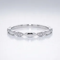 Bague Semée de Marquises en Or 18K ou Platine | Celinni