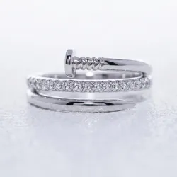 Bague Clou Enroulé Pavé en Or 18K ou Platine | Celinni
