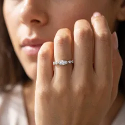 Bague Alliance Semée de Motifs Géométriques en Or 18K