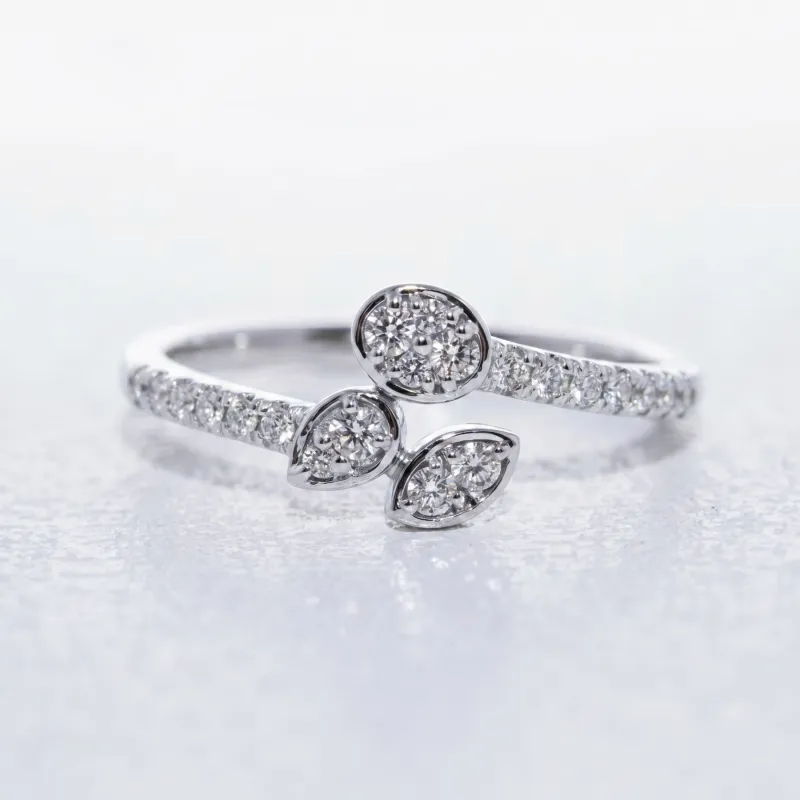 Bague Trio Pétales Diamants en Or 18K ou Platine | Celinni