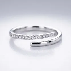 Bague Jonc Ouvert Pavé en Or 18K ou Platine | Celinni