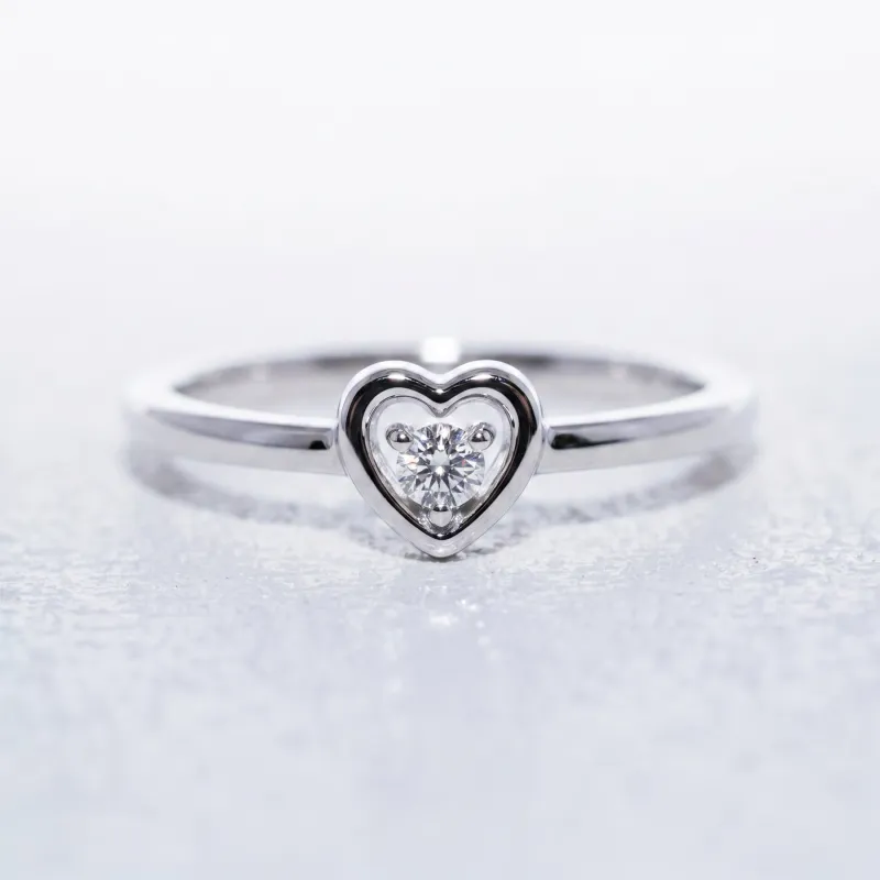 Heart Diamond Ring in 18K Gold or Platinum | Celinni