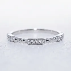 Bague Jonc Perlé Stations Pavées en Or 18K ou Platine