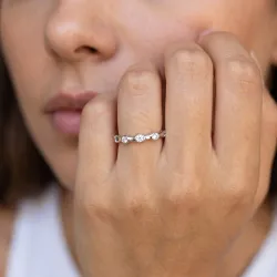 Bague Jonc Fin Sem&eacute; de Diamants en Or 18K ou Platine