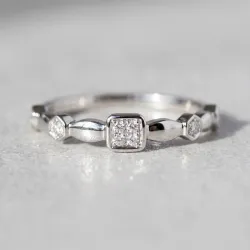 Bague Semée de Carrés en Or 18K ou Platine | Celinni