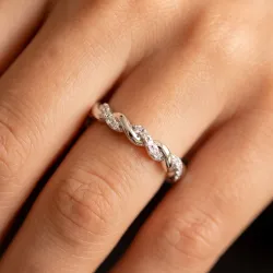 Bague Éternité Torsadée Diamants en Or 18K ou Platine