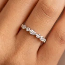 Bague Semée de Poires Pavées en Or 18K ou Platine | Celinni