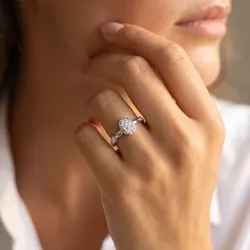 Bague Tête Ovale Diamantée en Or 18K ou Platine | Celinni