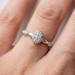 Bague Tête Ovale Diamantée en Or 18K ou Platine | Celinni