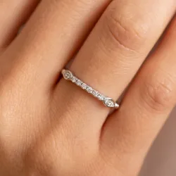 Bague Jonc Marquise Pav&eacute; en Or 18K ou Platine | Celinni