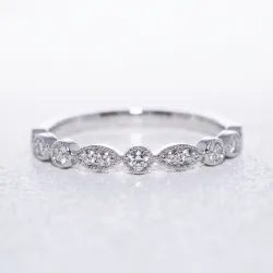 Bague Semée de Marquises Milgrain en Or 18K ou Platine