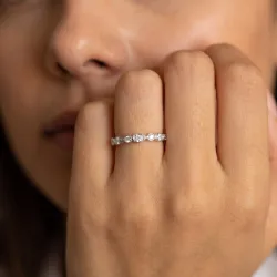 Bague Semée de Poires Pavées en Or 18K ou Platine | Celinni