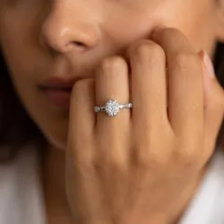Bague Tête Ovale Diamantée en Or 18K ou Platine | Celinni