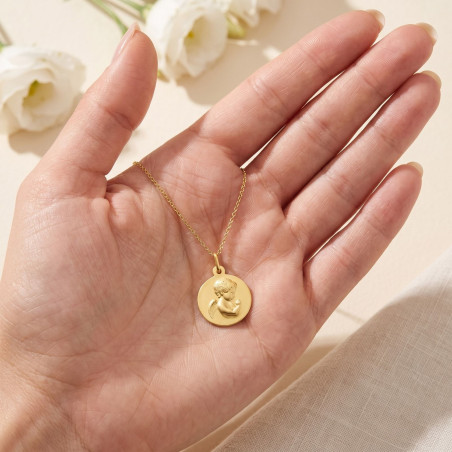 Médaille Ange en Prière Ronde Satinée en Or Jaune 18 Carats