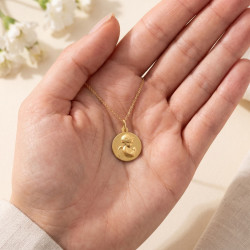 Médaille Ange en Prière Ronde Satinée Or Jaune 18 Carats - 14 mm